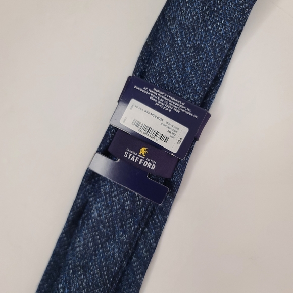 Stafford Blue Neck Tie. New With Tags. - Picture 4 of 6